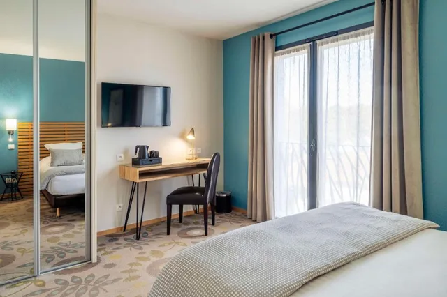 Prestige, Queen Bed, Riverside، Best Western Plus Hotel De La Regate 8/10