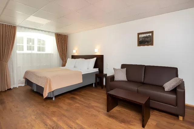 غرفة سوبيريور عائلية ثلاثية، City Hotel Tallinn by Unique Hotels 2/2