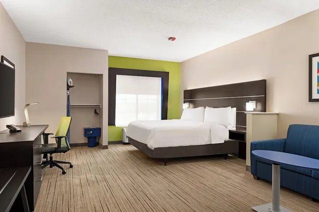 جناح بسريرين كوين بغرفة نوم واحدة، Holiday Inn Express Hotel And Suites Mcalester 1/5