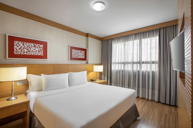 Premium, King Bed, Queen Bed, Tower View, Sofa, Brasil 21 Convention Affiliated by Melia 1/9