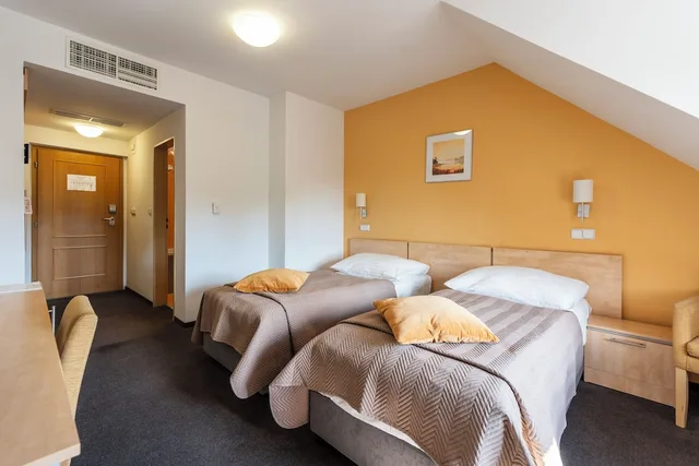 غرفة أساسية بسريرين منفصلين، Hotel Chvalska Tvrz 6/10