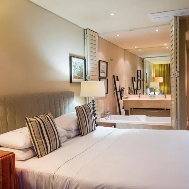 2 Bedrooms, Penthouse Suite، Royal Palm Hotel Umhlanga 1/10