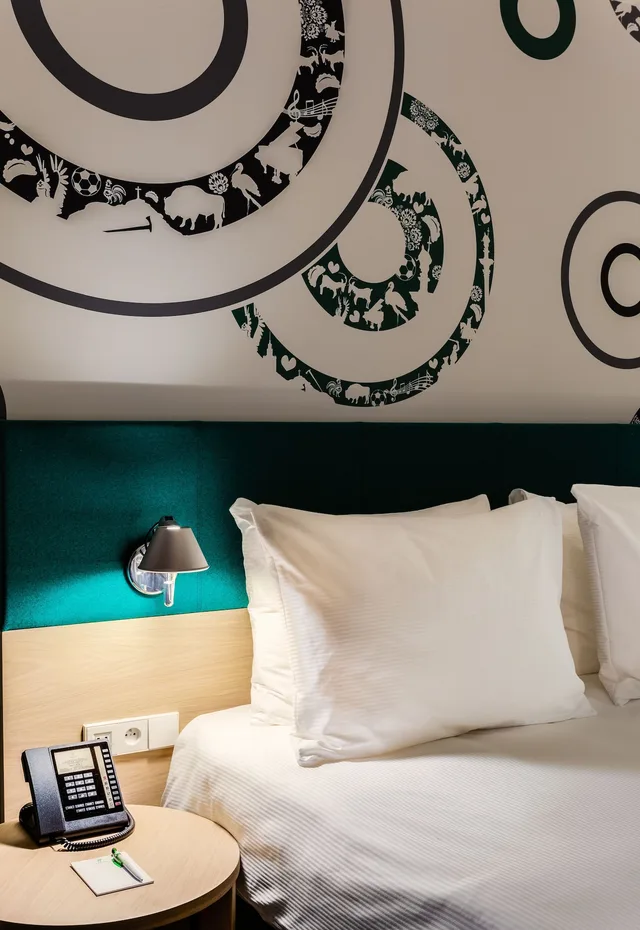 جناح بسرير كينج بإطلالة على المدينة، Holiday Inn Warsaw City Centre 4/8