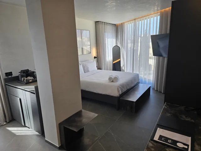 جناح سوبيريور بشرفة، Thirty Three Boutique by K Hotels 1/1