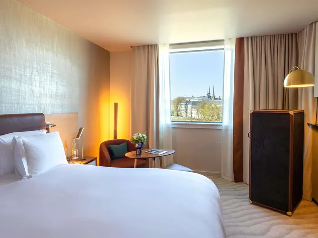 غرفة سوبيريور بسرير كينج، Sofitel Luxembourg Le Grand Ducal 6/10