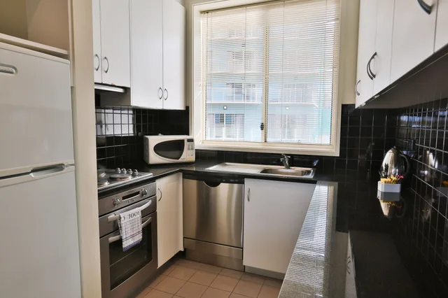 3 Bedrooms, Spa, Luxury, Apartment, 3 Queen Beds، Lady Bay Resort 8/8