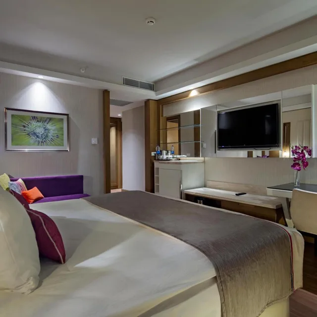 Family Suite Land View، Trendy Lara Hotel 4/10