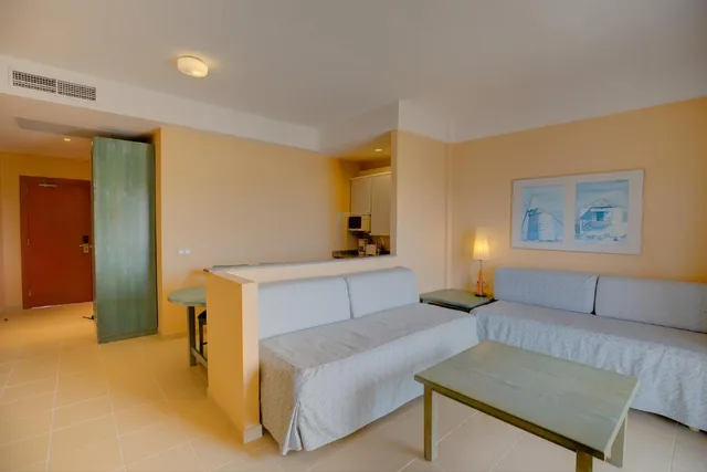 One Bedroom Family Room Balcony or Terrace، SBH Costa Calma Beach Resort 2/5