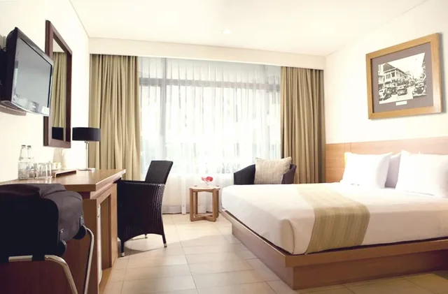 غرفة ديلوكس بسرير كينج، Hotel Santika Bandung 6/10
