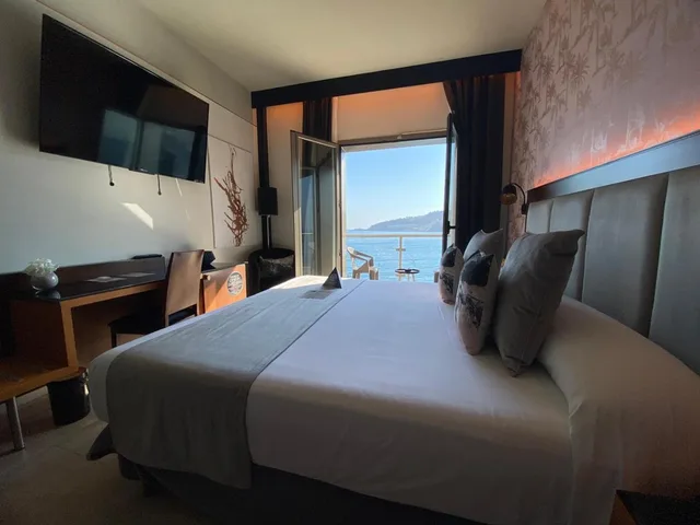 غرفة بسرير مزدوج بإطلالة على البحر، On Hotels Aleta Room 2/7
