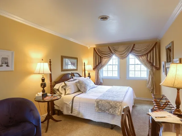 غرفة بسرير كينج، Battlefield Bed &amp; Breakfast Inn 2/9