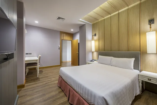 جناح بسرير مزدوج وسريرين منفصلين بغرفتي نوم، Royal Rattanakosin Hotel 3/8
