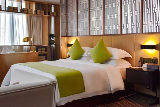 جناح ديلوكس بسرير كينج للمدخنين، Ramada by Wyndham Leshan 1/10