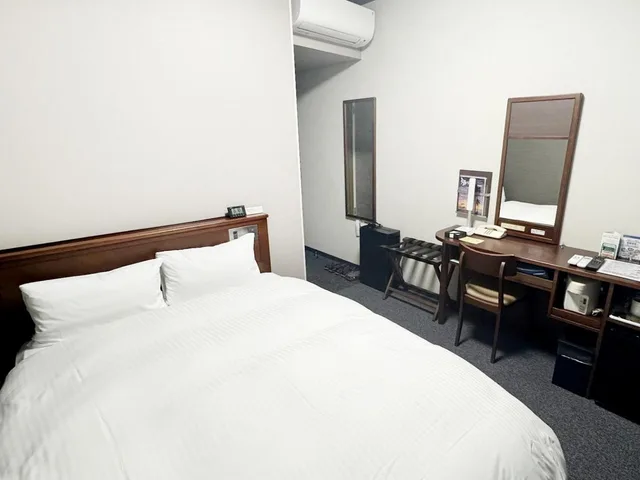 غرفة بسرير نصف مزدوج للمدخنين، Hotel Route-Inn Isahaya Inter 7/8