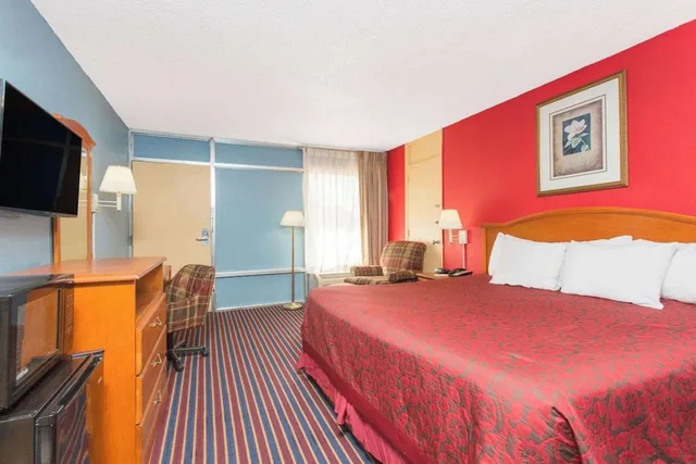 غرفة بسرير كينج لغير المدخنين، La Casa Inn Albany Near Tifton US 82 3/10
