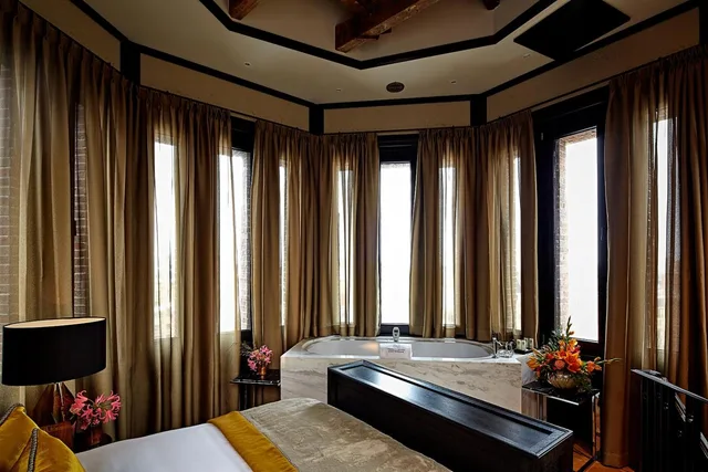 Tower, Dream, Suite, 2 Queen Beds، Hotel TwentySeven 2/2