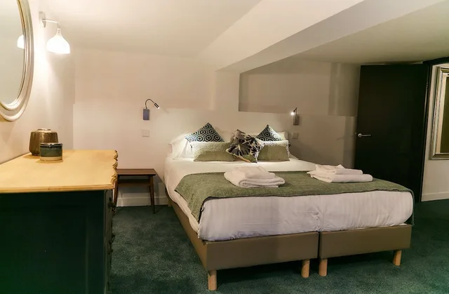 شقة بسرير كوين مع أريكة في الطابق الأرضي، Apartments Du Louvre - Le Marais 1/2