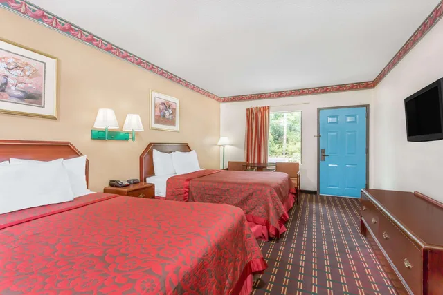غرفة بسريرين كوين، Days Inn By Wyndham North Columbia Ft Jackson 3/5