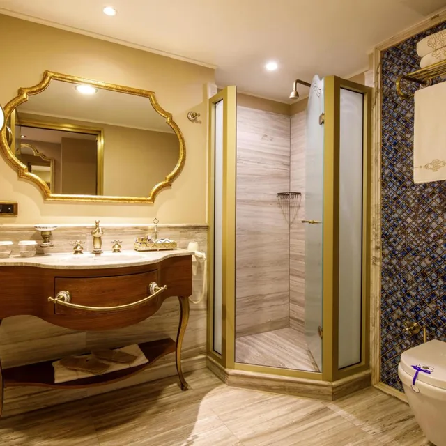 جناح غراند مع أريكة، Romance Istanbul Hotel 6/6