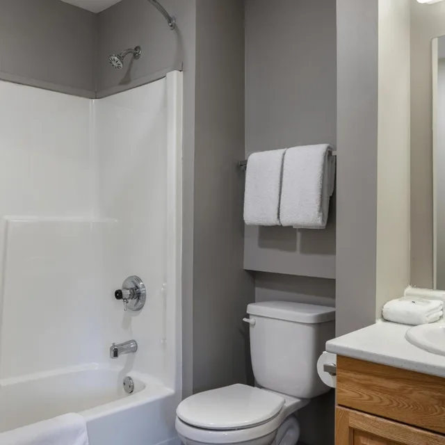 غرفة بسرير كينج، Motel6 Saanichton, BC - Victoria Airport 10/10