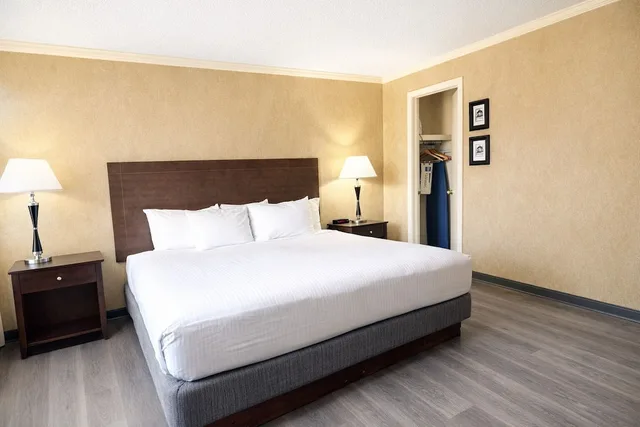 جناح بسرير كينج بحوض جاكوزي، Best Western Davison Inn 8/10