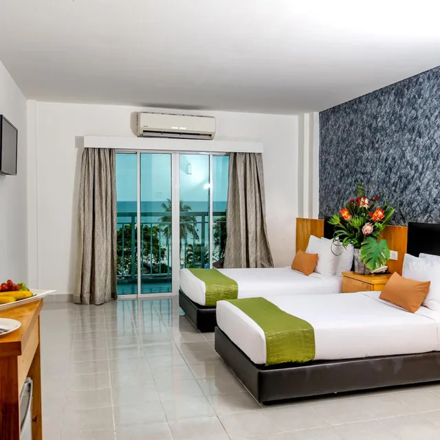 Room, Twin Beds, Balcony, Langkapuri Resort Langkawi 2/5