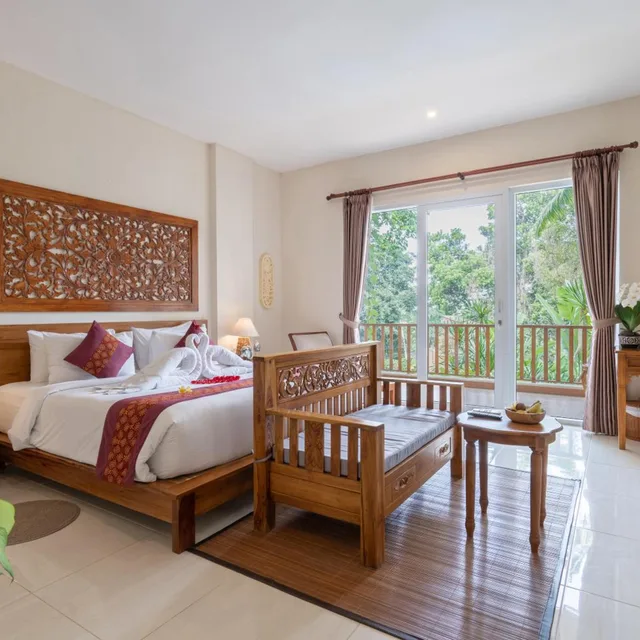 جناح جونيور بشرفة، Ashoka Tree Resort At Tanggayuda 2/8