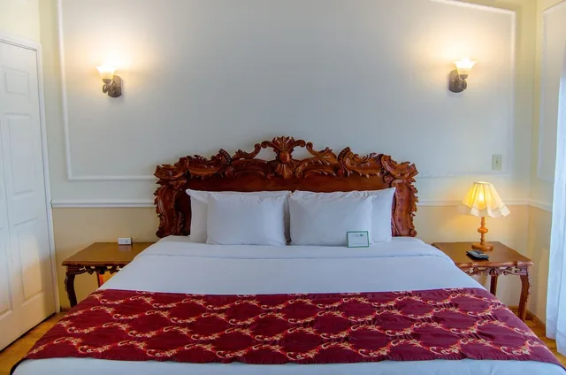 غرفة بسريرين كينج بغرفتي نوم، Residence L'heritage Royal Colonial By Bluebay 1/1