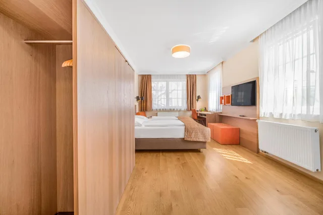 غرفة سوبيريور بسرير كوين، Das Grune Hotel Zur Post - 100 Bio 1/1