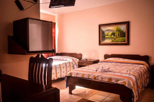 غرفة سوبيريور بسريرين منفصلين، Hostel La Choza Inn 1/1