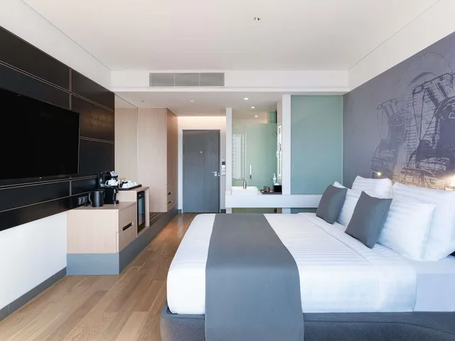 غرفة تنفيذية بسرير كينج، Novotel Phnom Penh BKK 1 1/10