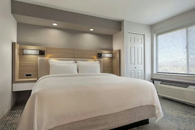 Suite, King Bed, Sofa, SpringHill Suites Lancaster Palmdale 2/10