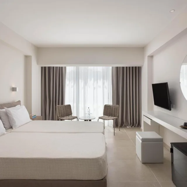 Premium, Double Bed, Inland View، Atlantica Sancta Napa Resort 2/5