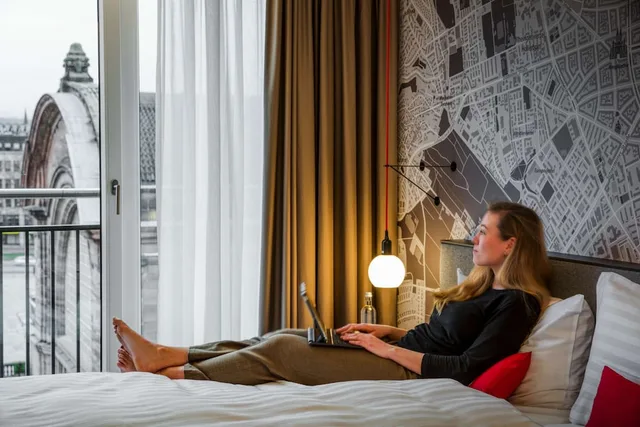 غرفة بزنس بسرير كوين، IntercityHotel Wiesbaden 8/10