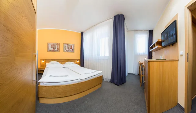 غرفة قياسية بسرير مزدوج أو سريرين منفصلين، BEST WESTERN Hotel Trend 6/10