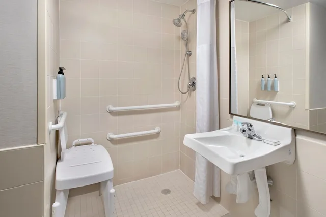 Room, 2 Double Beds, Accessible, Fairfield Inn by Marriott New York LaGuardia Airport/Flushing 3/4