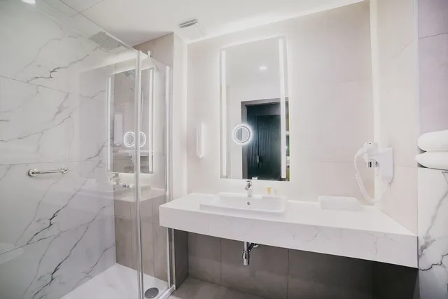 غرفة قياسية بسريرين منفصلين، B&B HOTEL Warsaw East 9/10