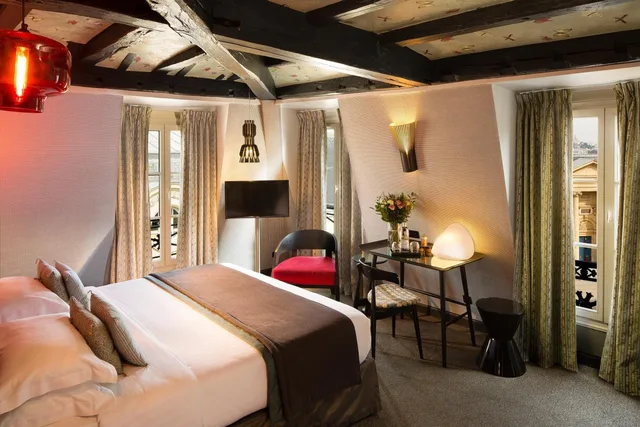 غرفة ديلوكس بانورامية بسرير كينج بإطلالة، Hotel Les Dames Du Pantheon 1/2