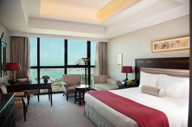 Premier, King Bed, Bab Al Qasr Residence 1/8