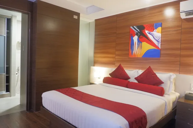 جناح بسرير كوين بغرفة نوم واحدة، Valero Grand Suite By Swiss-Belhotel Makati 1/4