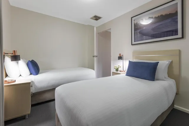 2 Bedrooms, Apartment, City View, Two Story، Oaks Sydney Goldsbrough Suites 10/10