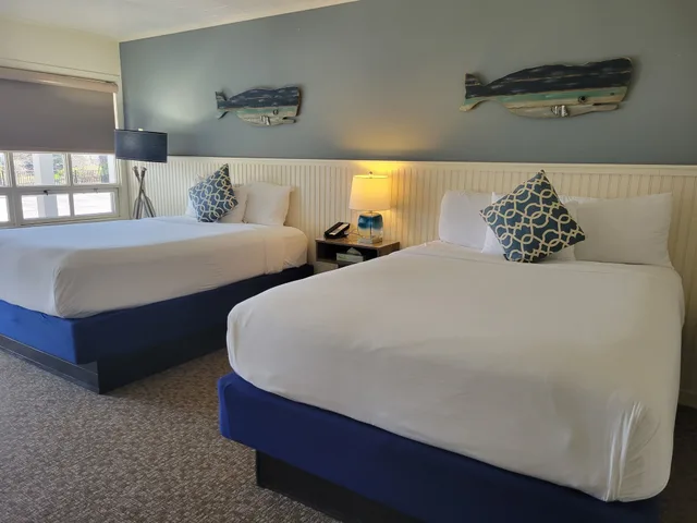 غرفة بسريرين كوين بمطبخ صغير، The Circle Hotel Fairfield 2/10