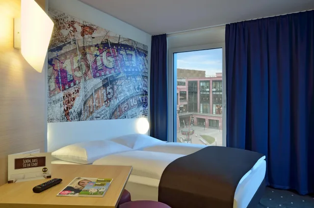 غرفة قياسية بسرير مزدوج، B&B Hotel Berlin-Alexanderplatz 1/1