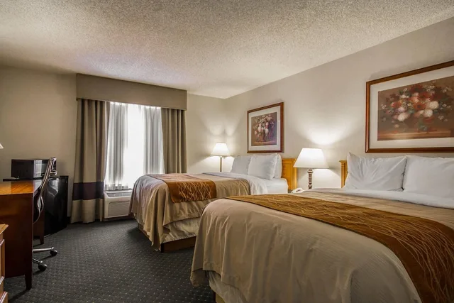 غرفة قياسية بسريرين مزدوجين، Comfort Inn Fond Du Lac 2/2