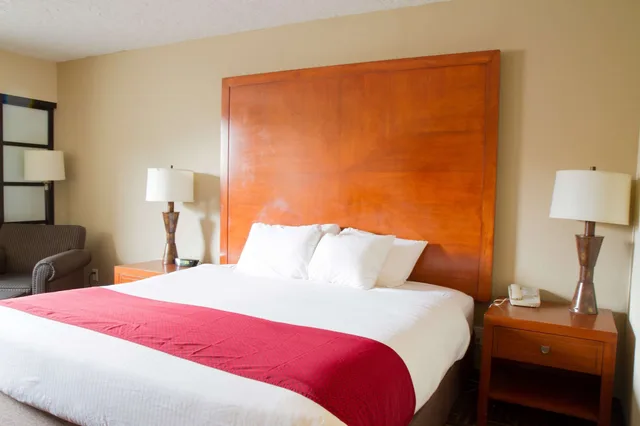 غرفة بسرير كوين، Wyndham Garden Medicine Hat Conference Center 3/7