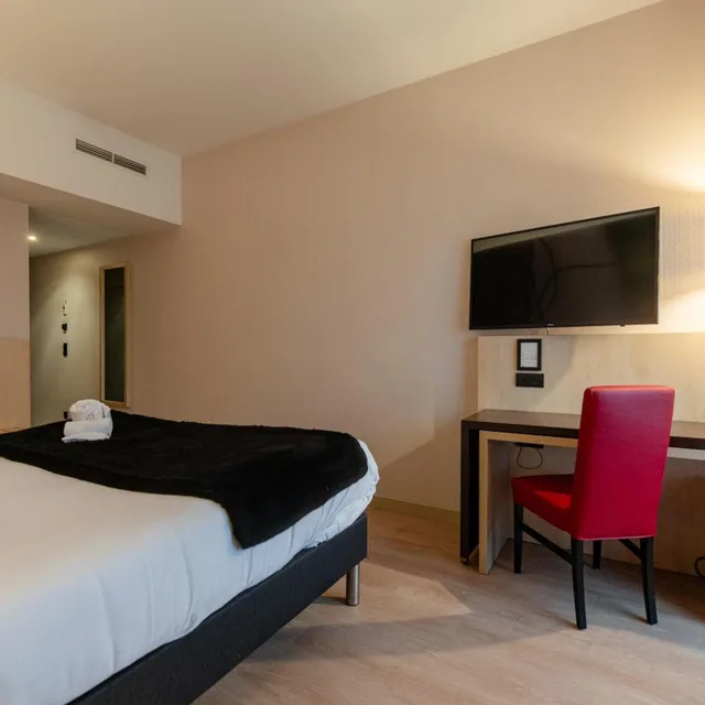 غرفة سوبيريور بسرير مزدوج، Hotel Alize Mouscron 3/7