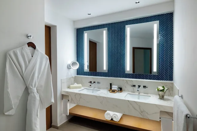 جناح ديلوكس بسريرين مزدوجين مع أريكة، Hard Rock Hotel & Casino Punta Cana 2/3
