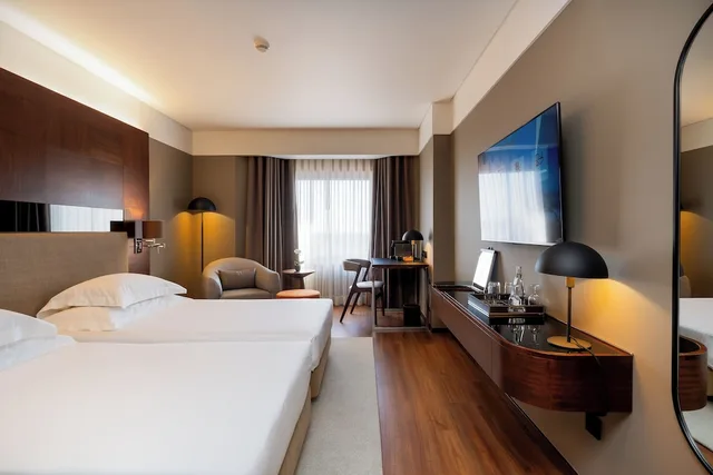 غرفة تنفيذية بسريرين منفصلين في طابق مرتفع، Porto Palacio Hotel By The Editory 2/10