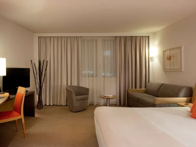 غرفة تنفيذية بسرير كوين، Novotel Paris Roissy CDG Convention 1/9