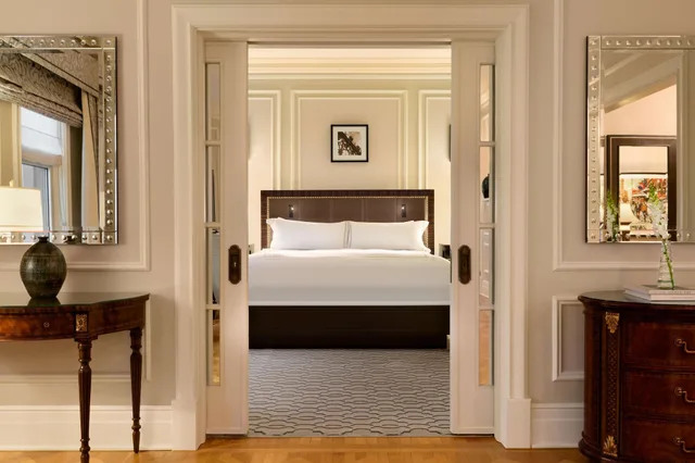 Presidential, Suite, King Bed, Fairmont Chateau Laurier 5/5